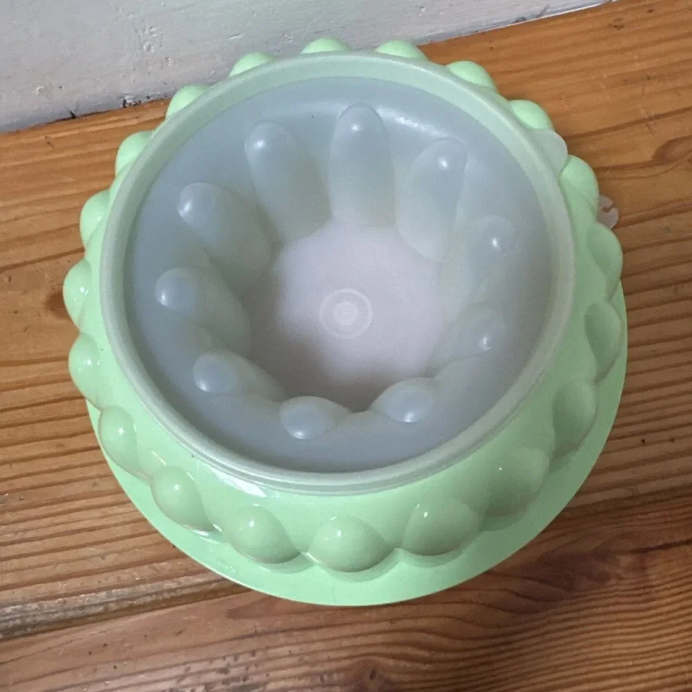 Vintage TUPPERWARE Jadeite Mint Green Jello Mold Ice Ring Jel-n-serve 3 Pc #1202